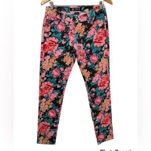 SHYLO FLORAL STRETCH SKINNY JEANS  NWT RTL $50